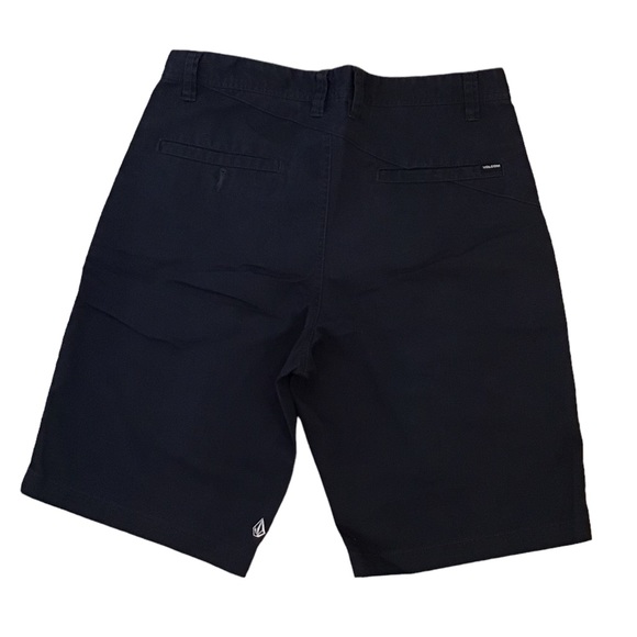 Volcom shorts. Size 33. - Picture 3 of 7